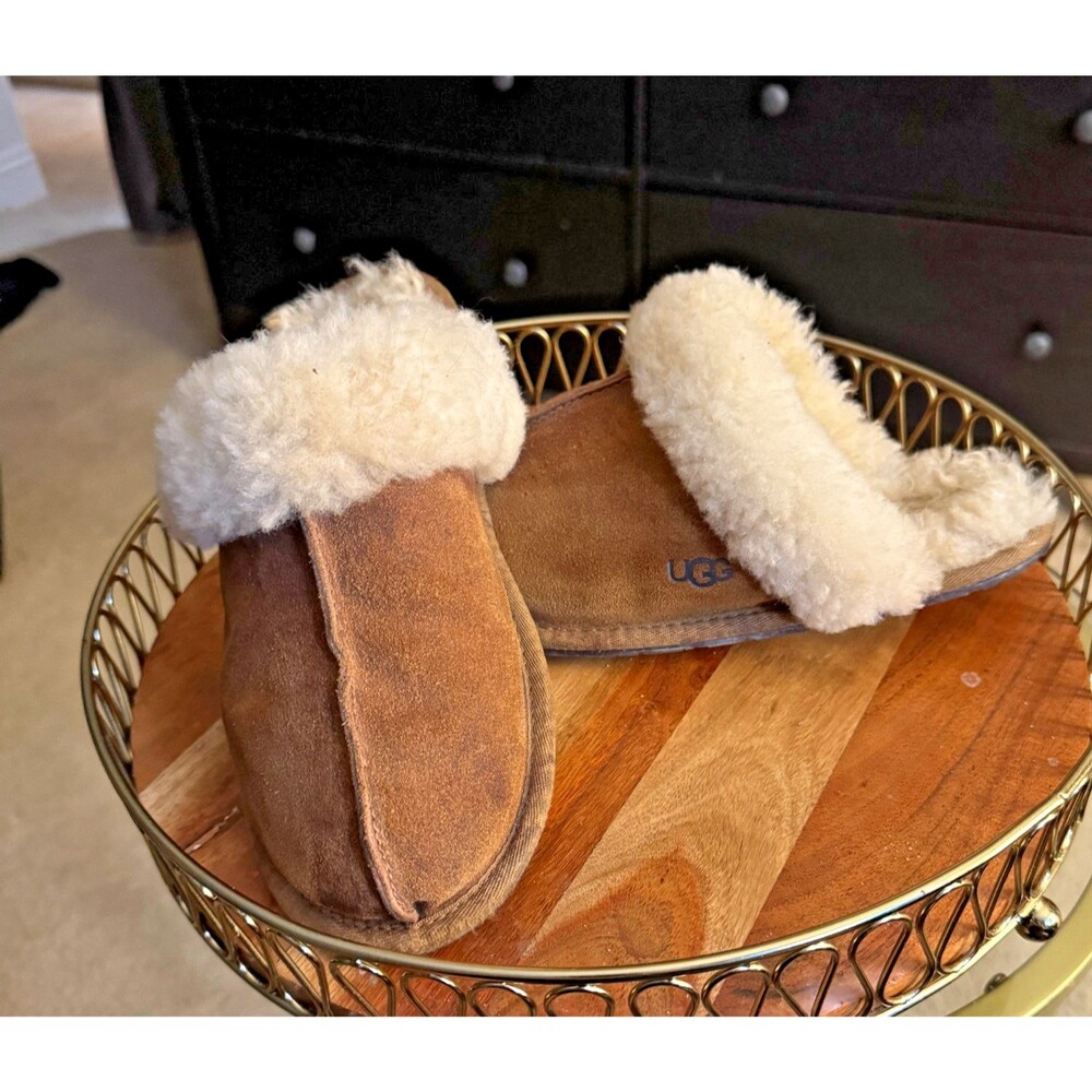 Preowned UGG Scuffette II Women's Slipper 1106872 Chestnut/Cream Sz 8